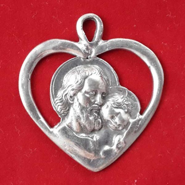 Saint Joseph heart pendant - Gold or silver plated Medal