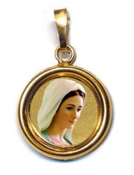 Imagen de Nuestra Señora de Medjugorje Medalla colgante redonda acabado liso Diám mm 19 (0 75 inch) Plata con baño de oro y Porcelana Unisex Mujer Hombre