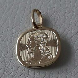 Picture of Jesus Christ with aureole Sacred Square Medal Pendant in bas-relief gr 1,65 Yellow Gold 18k for Man 