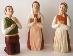 Picture of Statues Set the Three Shepherd Children of Fátima cm 40 (15,7 in) Hand-painted glazed majolica of Deruta