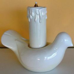 Picture of Liquid Wax Votive Lantern cm 25 (9,8 in) Dove of Peace Candle Ceramic Oil Lamp White