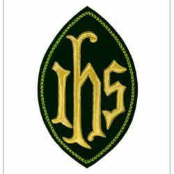 Picture of Oval Embroidered applique Emblem JHS symbol H. cm 23 (9,1 inch) Polyester Gold/Yellow for liturgical Vestments