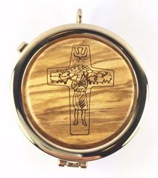Picture of Eucharistic Pyx Sacred Hosts Vessel Diam. cm 6 (2,4 inch) the Good Shepherd in Gold plated Brass and Olive Wood of Assisi