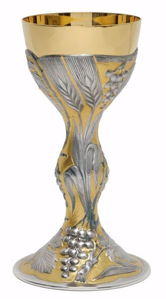 Immagine di Calice liturgico H. cm 22 (8,7 inch) Tralci d’Uva Spighe di Grano in ottone cesellato Oro Argento Bicolor da Altare per vino da Messa