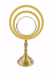 Picture of Eucharistic Monstrance Shrine Magna Host cm 15 (5,9 in) H. cm 70 (27,6 inch) smooth satin finish in brass Gold Ostensorium for Blessed Sacrament Exposition