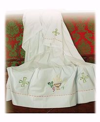 Immagine di SU MISURA Camice liturgico collo quadro ricamo con filato colorato Croce Calice Spighe e Uva misto cotone bianco